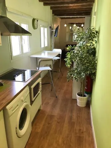 PLAZA MAYOR-Acogedor APARTAMENTO en Edificio Histórico del centro-WIFI