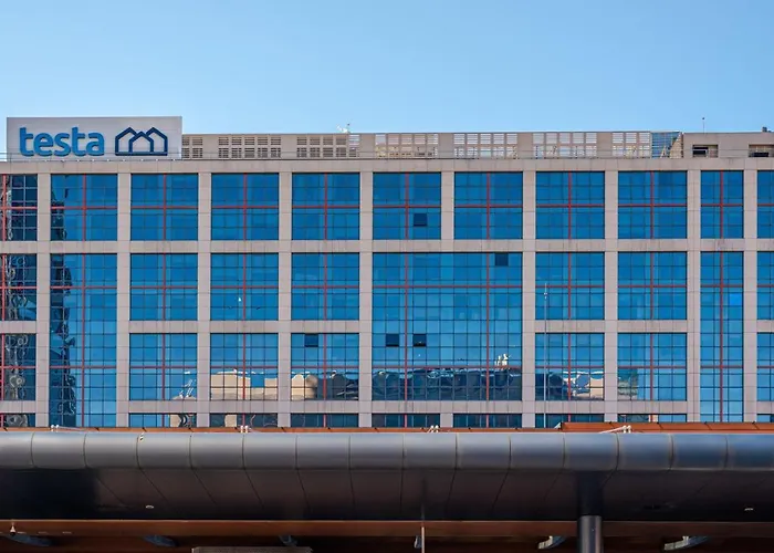Unique&sophisticated design homes in Madrid financial centre