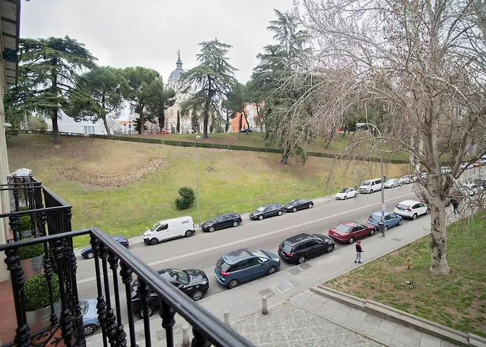 Luxury Apartment Almudena´s view Center, La Latina