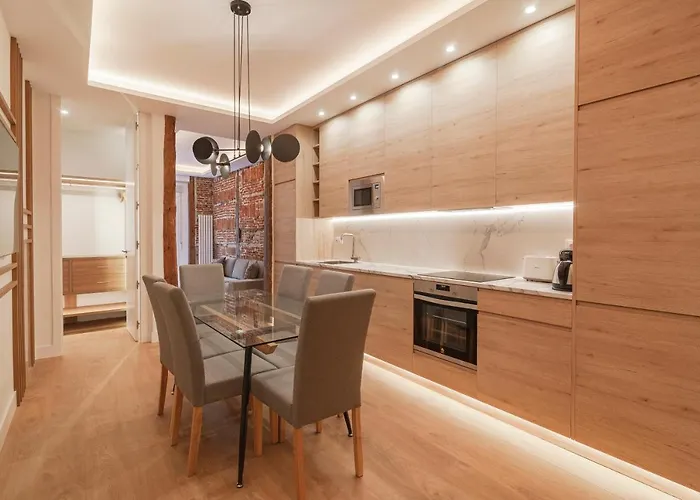 Luxury Flat Chamberi III