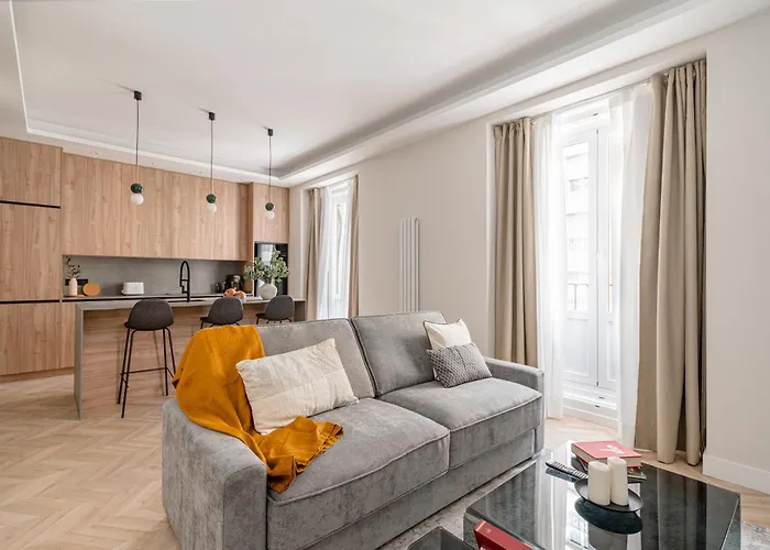 Plaza Espana VIII Calle San Bernardo 3Br 3Bh