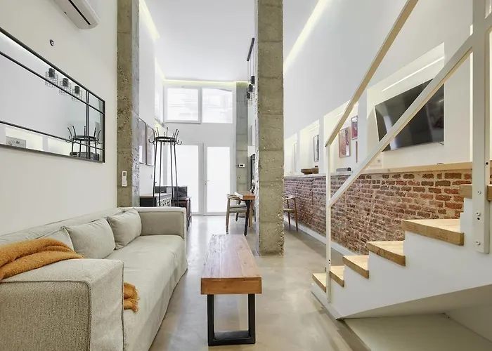 Beautiful Apartment In The Center Surrounded By Parks