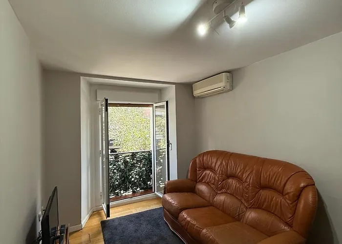 Centrico Apartamento Junto A La Gran Via