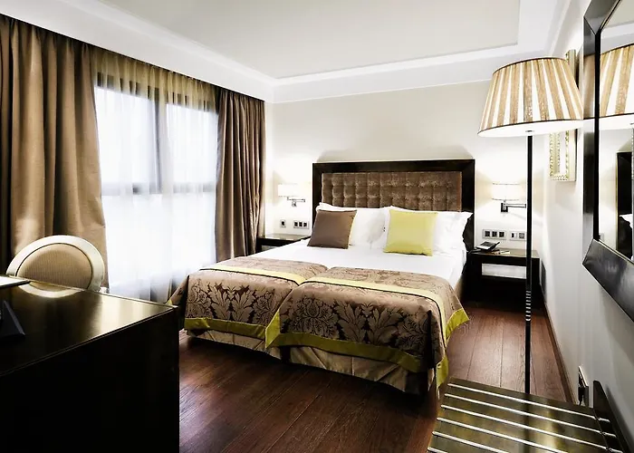 Hotel Jardin Real De Mirasierra