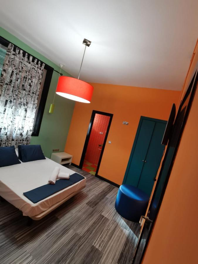 Arvin Hostal *