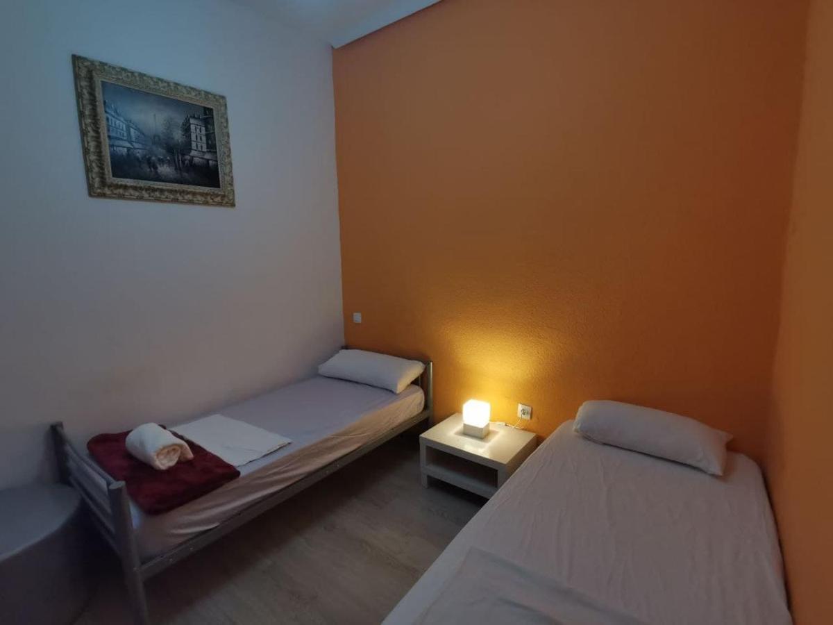 Guest house Arvin Hostal *