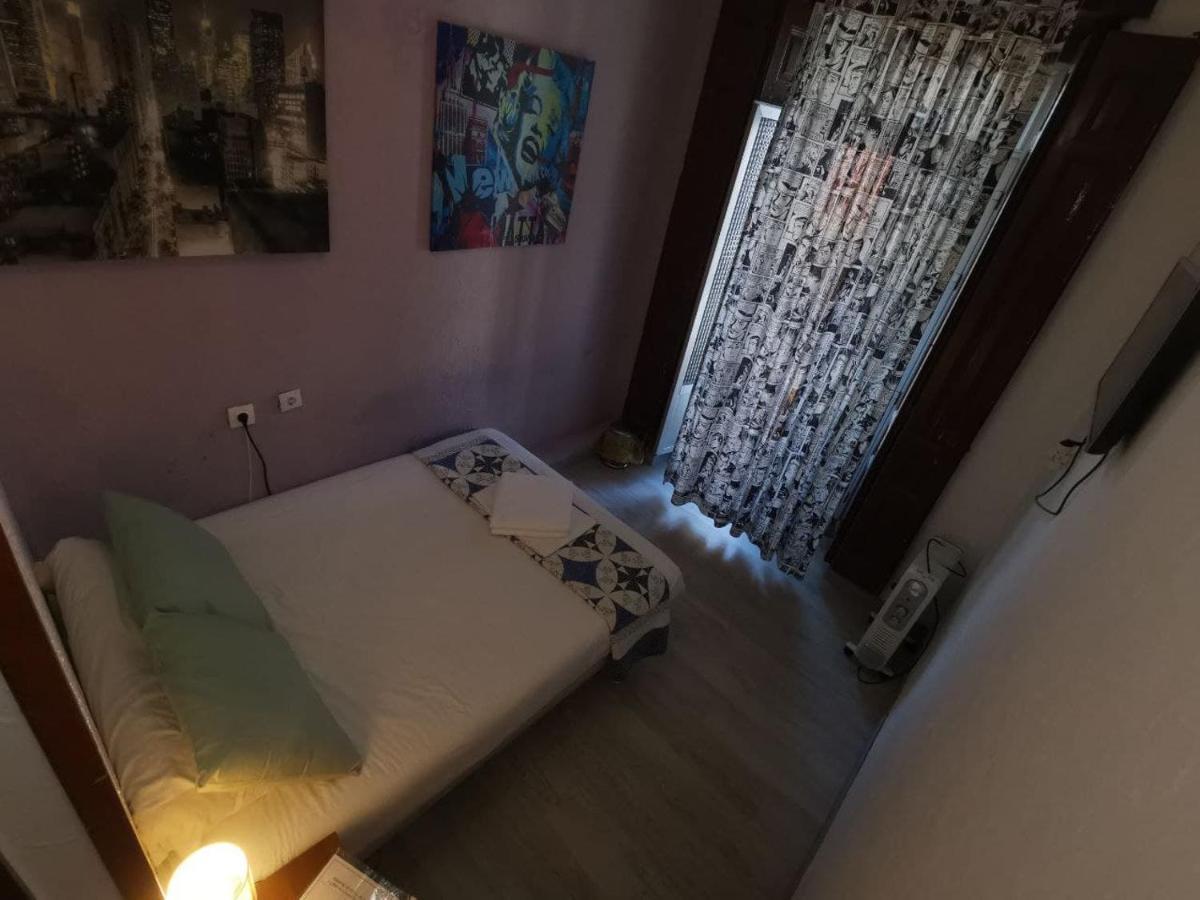 Arvin Hostal Guest house *
