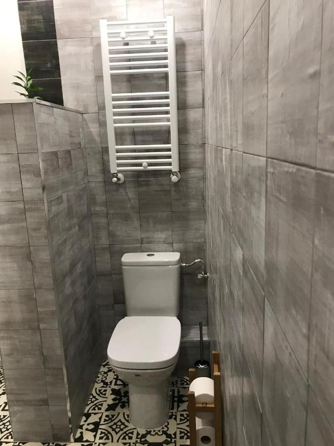 Apartamento P1 Aptos Cuatro Caminos Madri