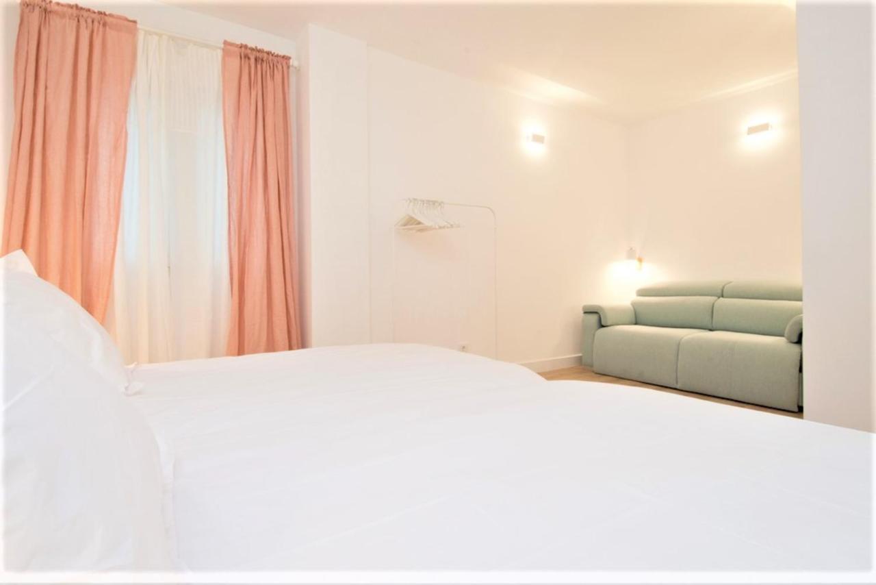 Hellenhost - Gran Vía Apartment Madrid