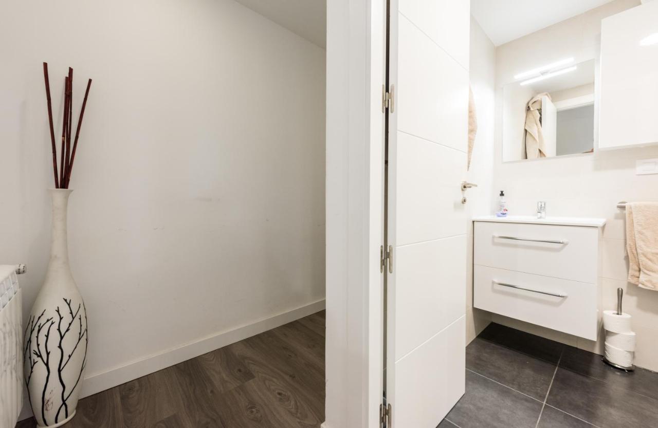 Ifema-airport Apartment