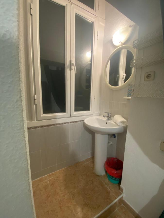 Guest house Corredera Rooms, No Llegadas Despues De 21h Madrid