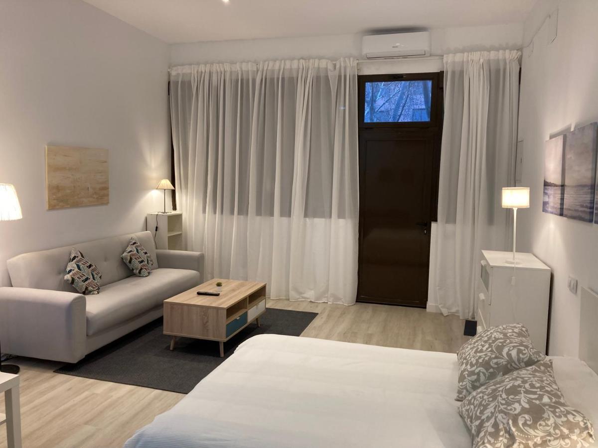 Padre Claret2 Apartments Apartment *