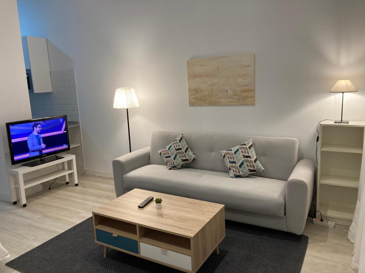 Padre Claret2 Apartments