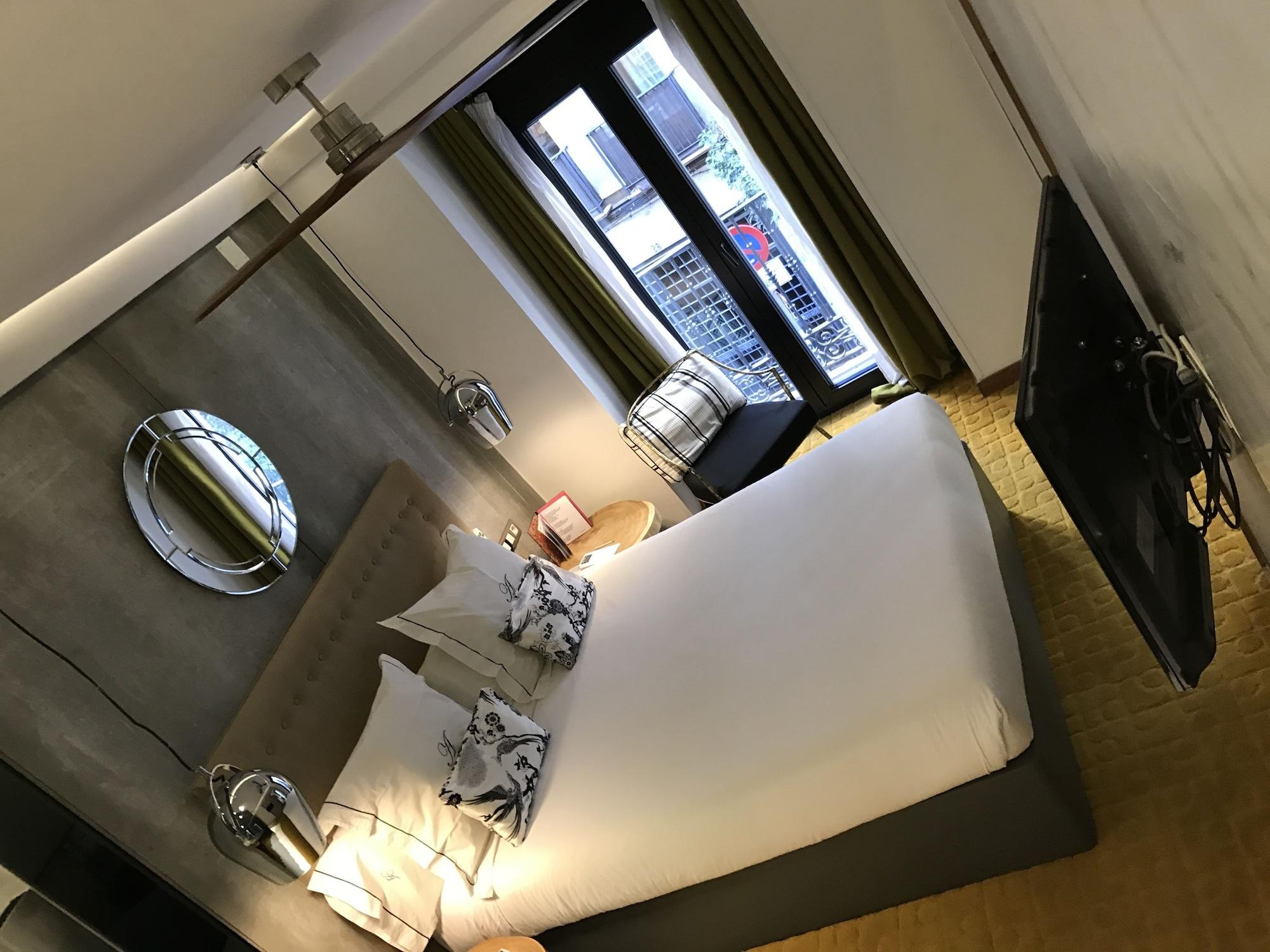 Abalu Design Boutique Gran Via 3* Madri