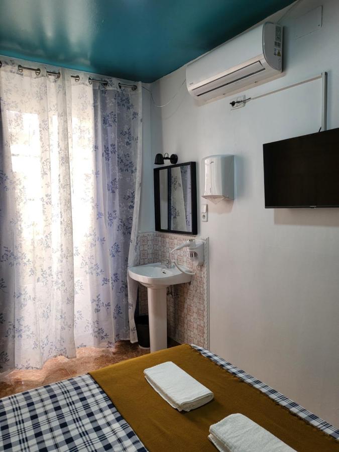 Guest house M-a Catrachos *