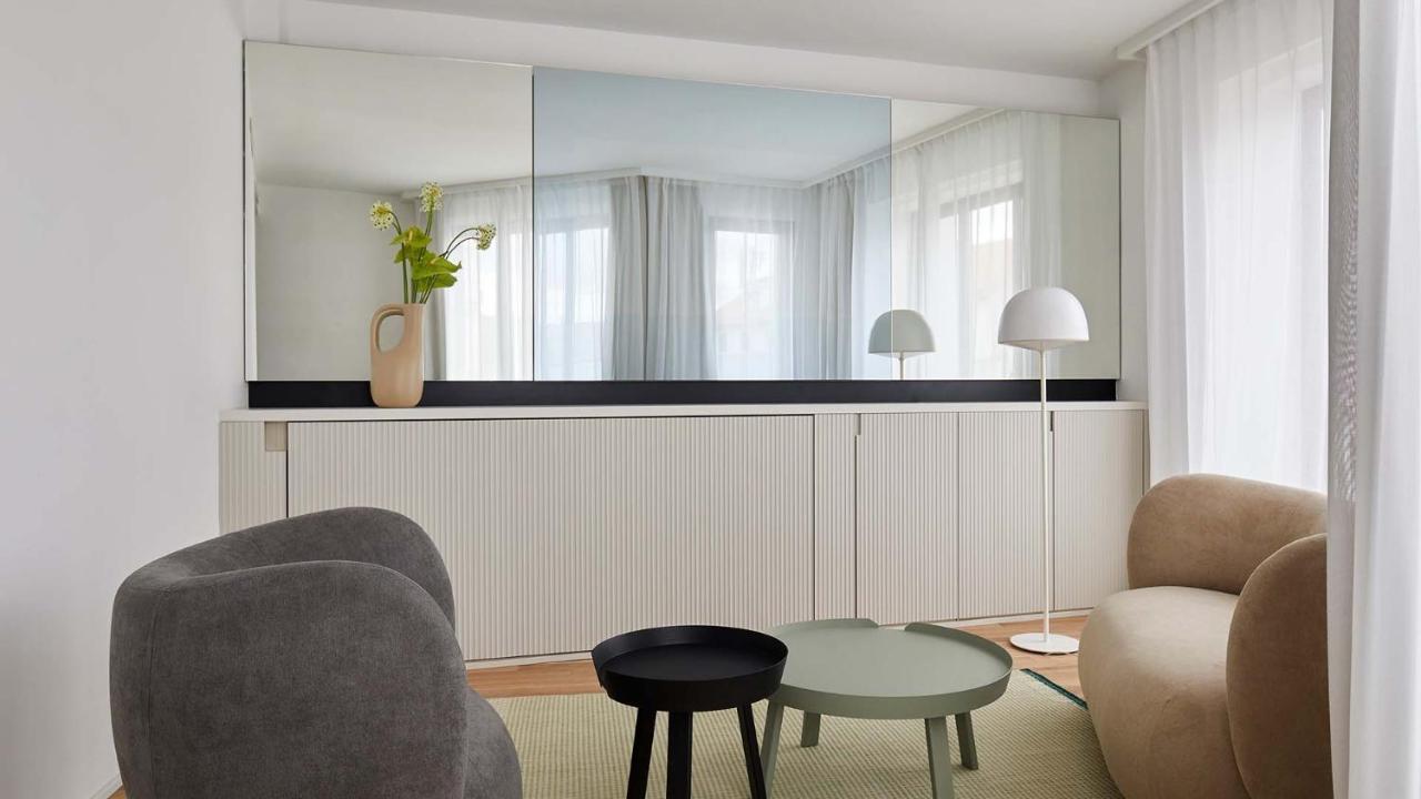 60 Balconies Iconic *