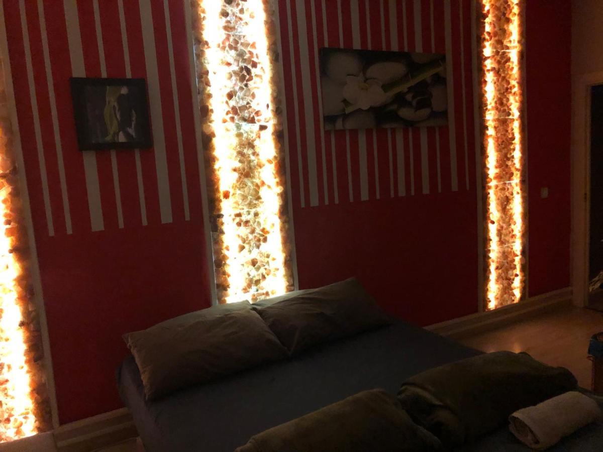 Guest house Parsa Homstay