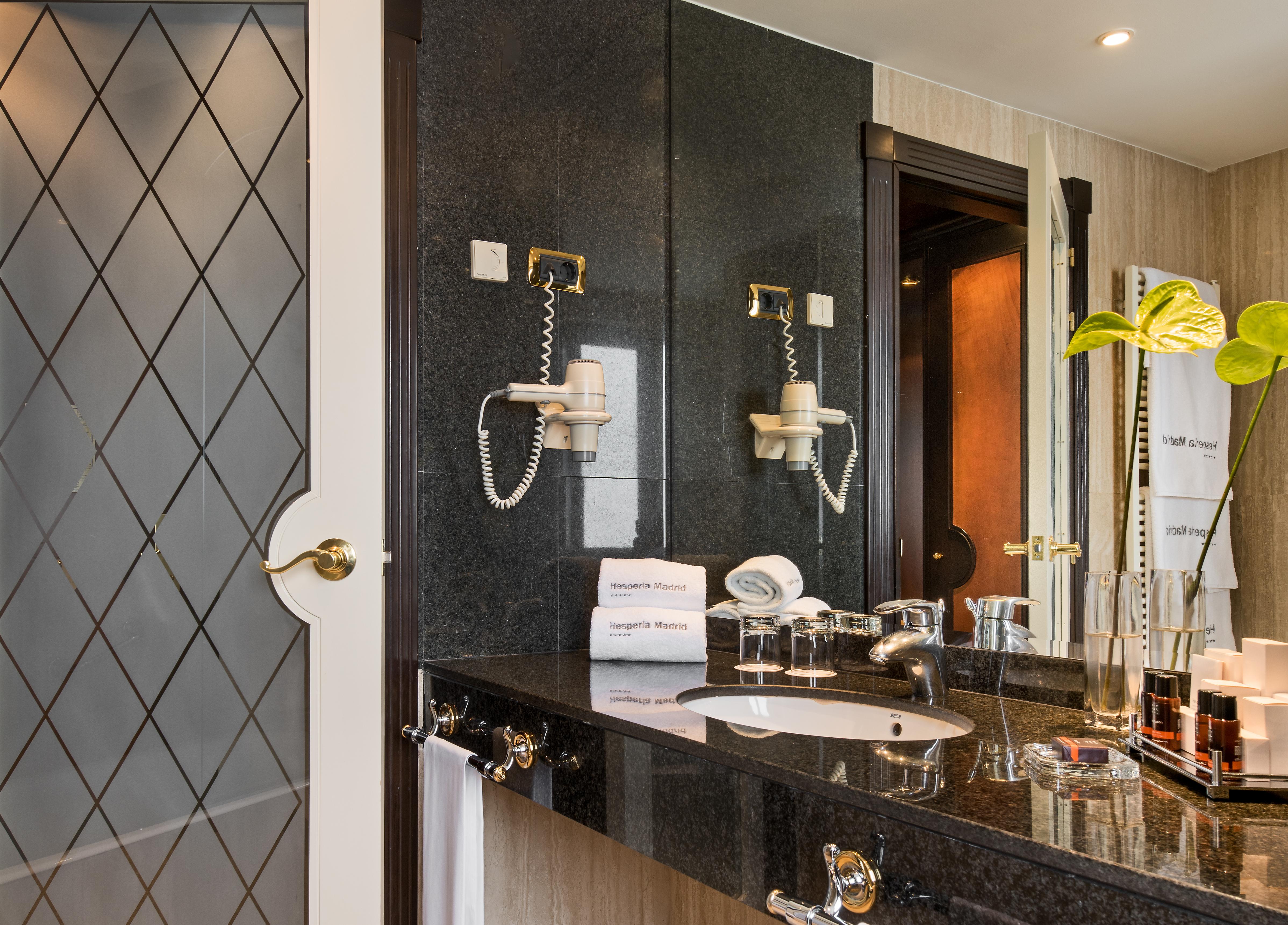 Hotel Hyatt Regency Hesperia 5*
