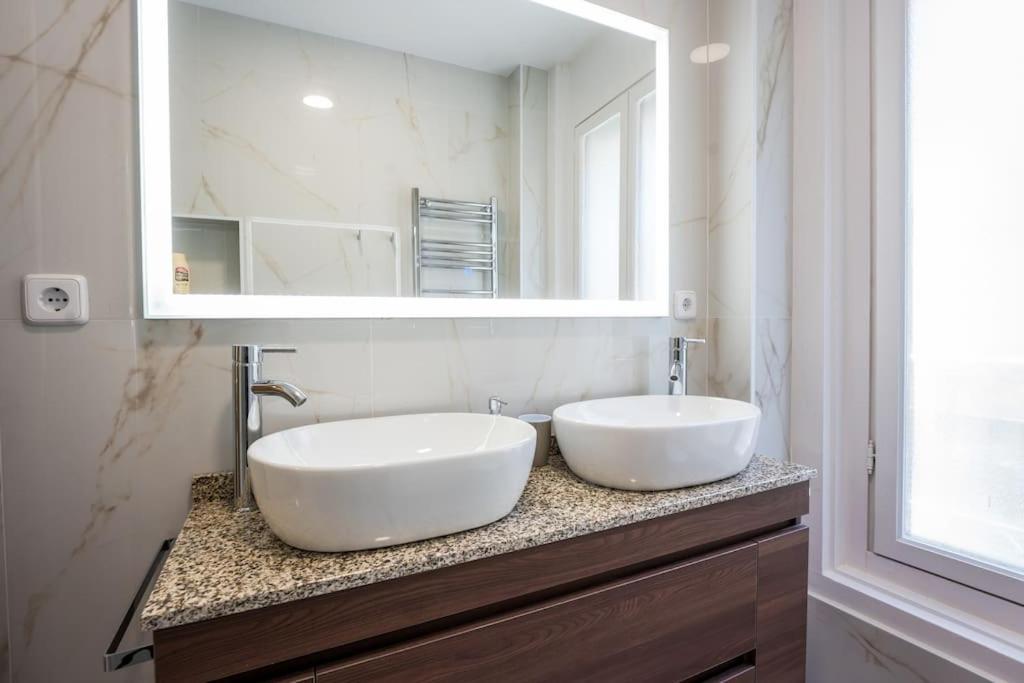 Apartamento Sol&gran Vía: Experiencia De Diseño Y Comodidad. Madrid