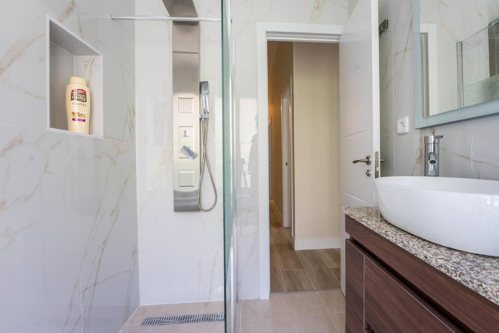Apartamento Sol&gran Vía: Experiencia De Diseño Y Comodidad. Madrid