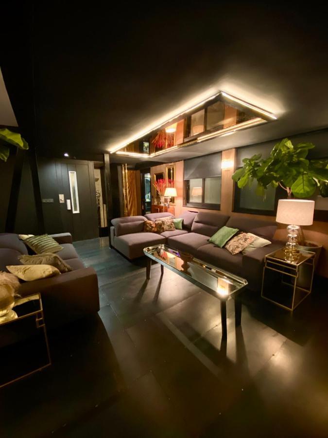 ático Duplex En Pleno Centro Con Vistas A *