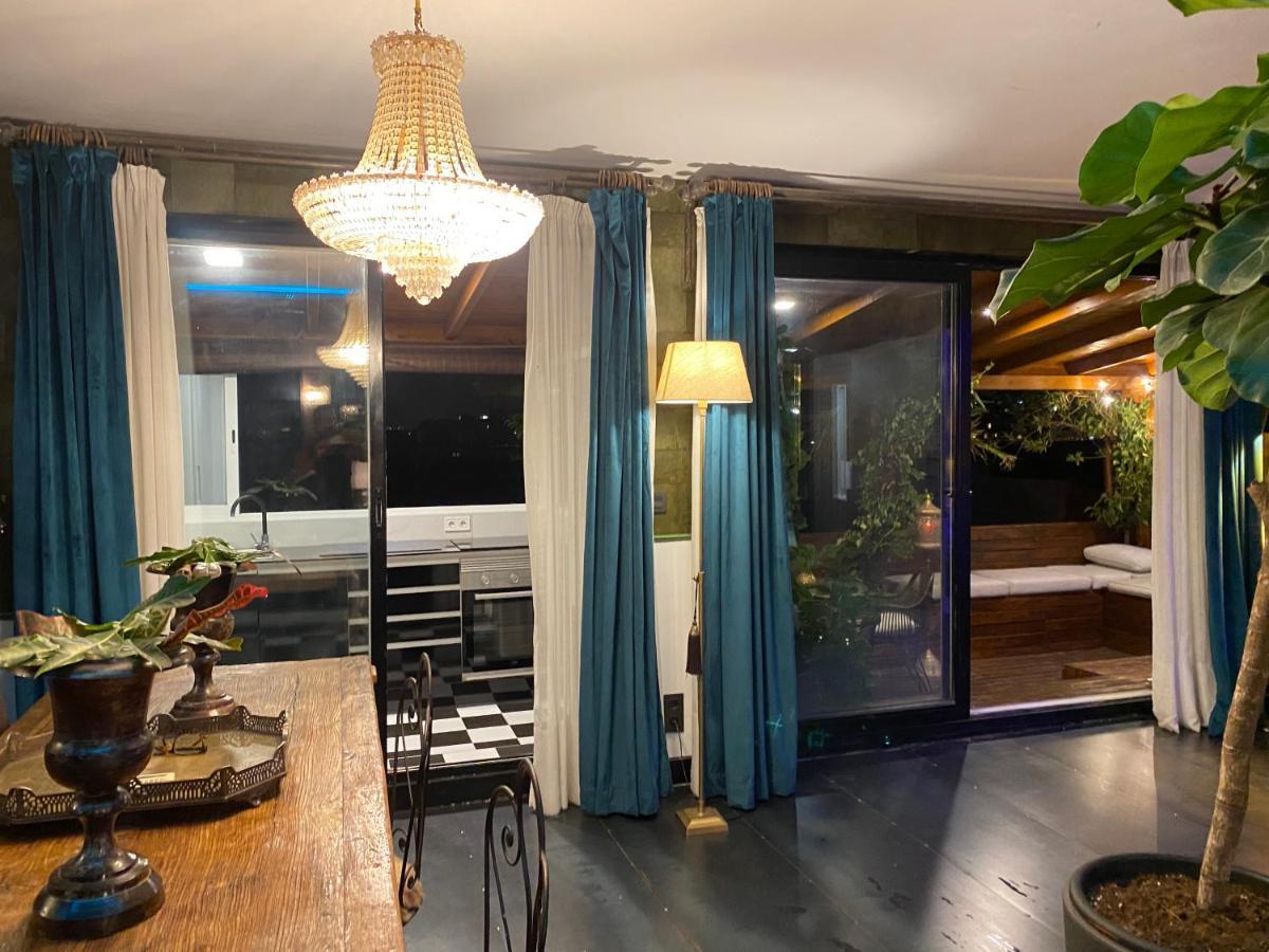 ático Duplex En Pleno Centro Con Vistas A Apartamento *