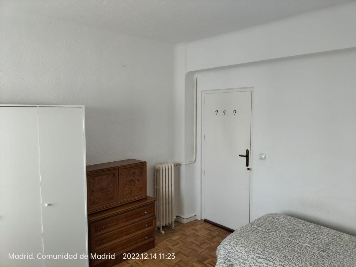Privatunterkunft En Piso Con Bano Y Cocina Compartido Madrid
