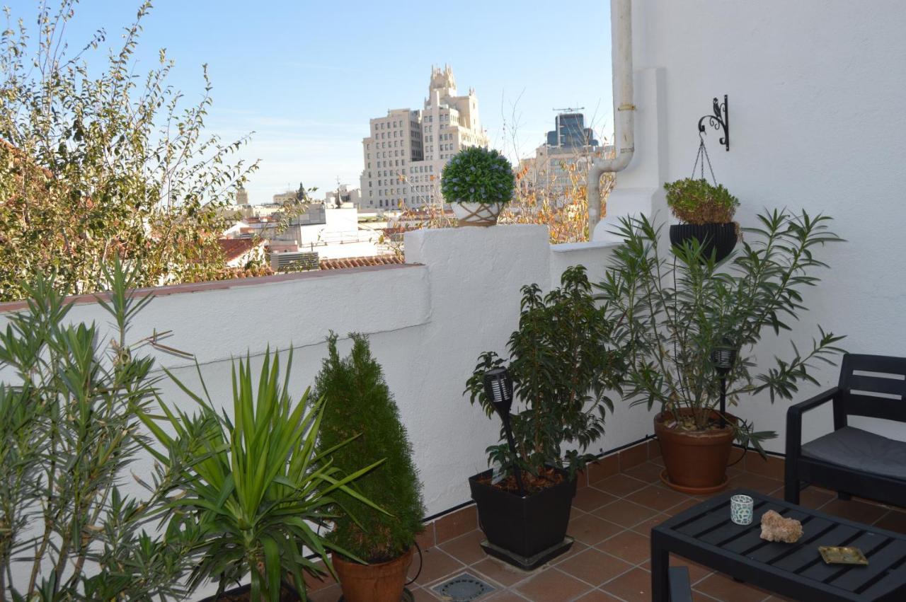 Estrena Luminoso Atico Con Terraza En Pleno Centro *
