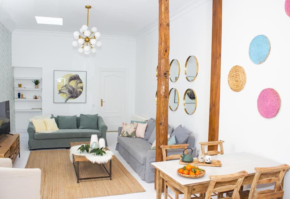 Apartment Historic Penthouse Plaza Mayor In