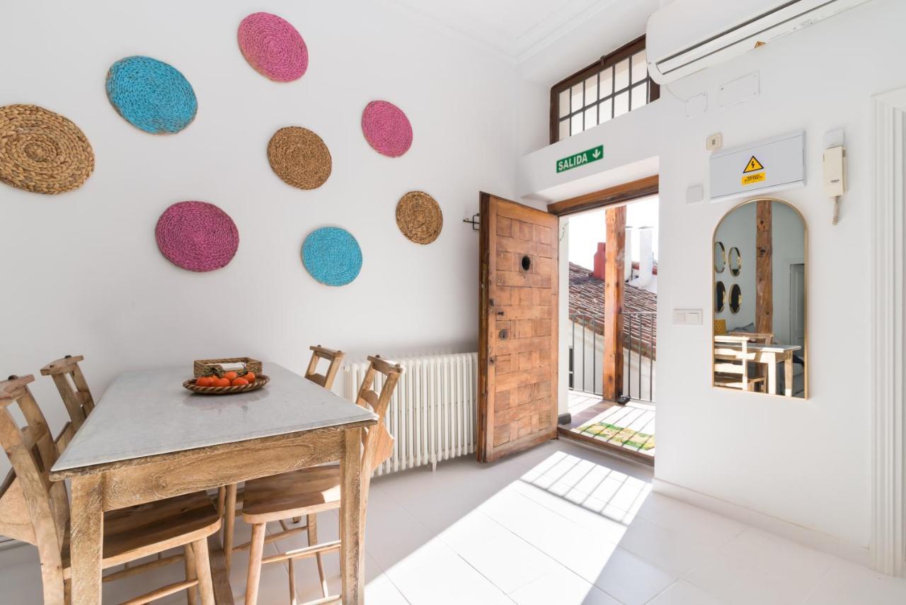 Historic Penthouse Plaza Mayor In Apartment Madrid
