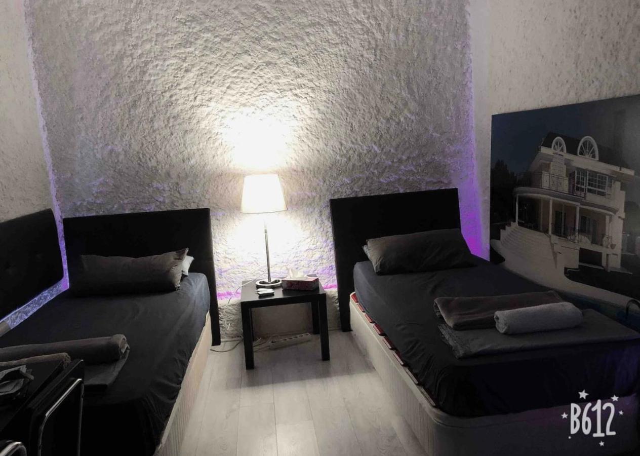 Guest house Parsa Homstay