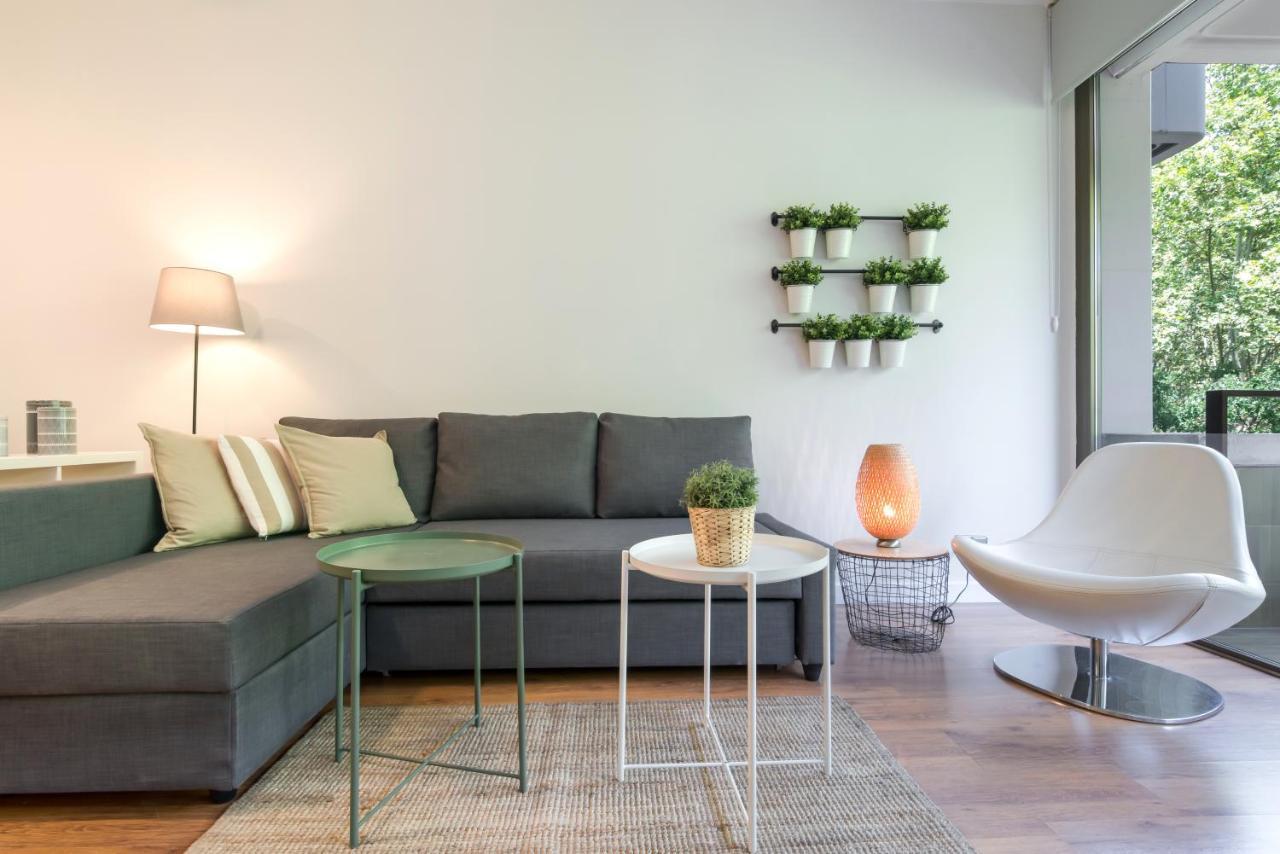Paseo Del Prado I - Estudio Con Piscina Y Terraza * Madrid
