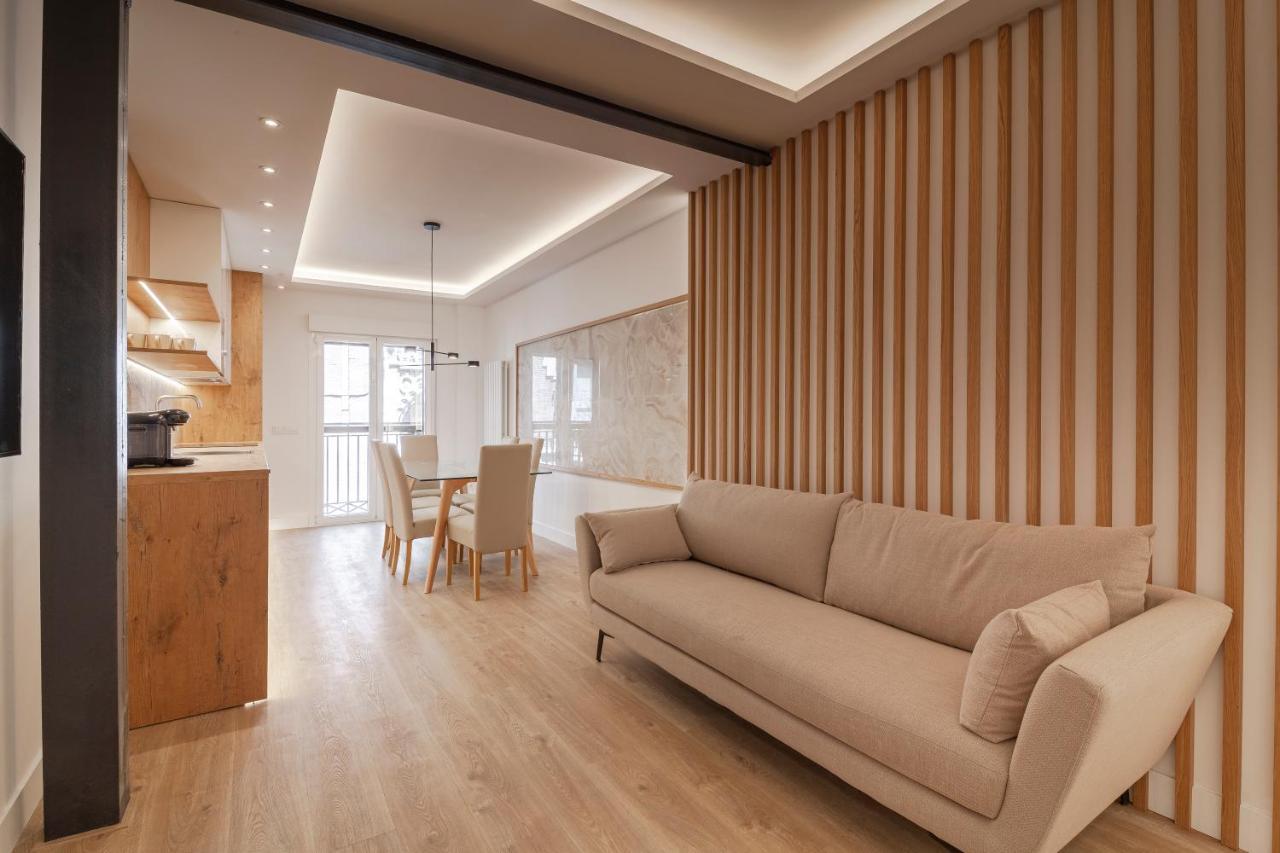 Appartamento Gran Via I Calle De Silva 2br 2bh Madrid