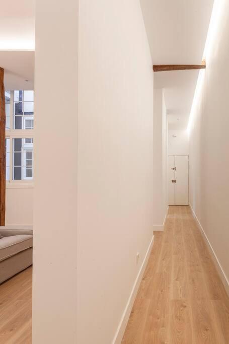 Centro Iii Calle Carrera De San Jeronimo 3br 3bh Madrid