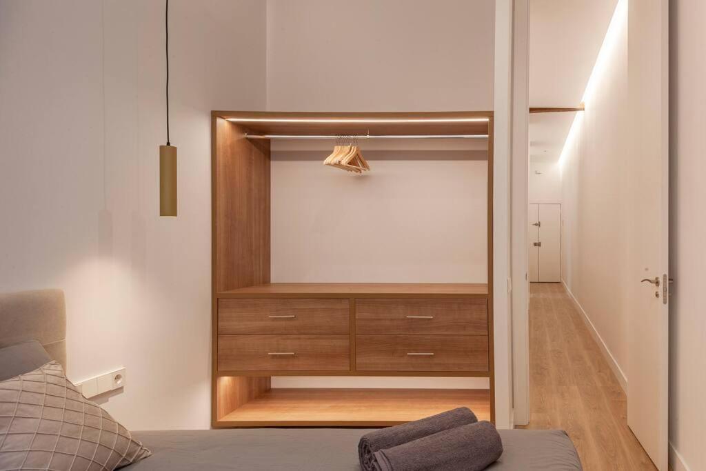 Centro Iii Calle Carrera De San Jeronimo 3br 3bh Madrid