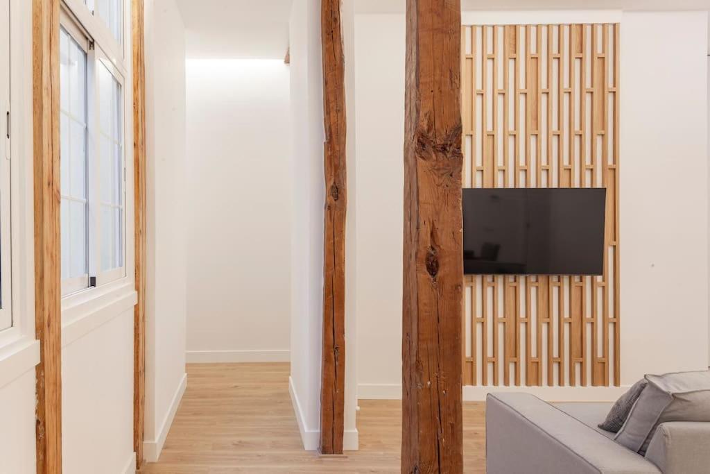 Apartamento Centro Iii Calle Carrera De San Jeronimo 3br 3bh Madrid