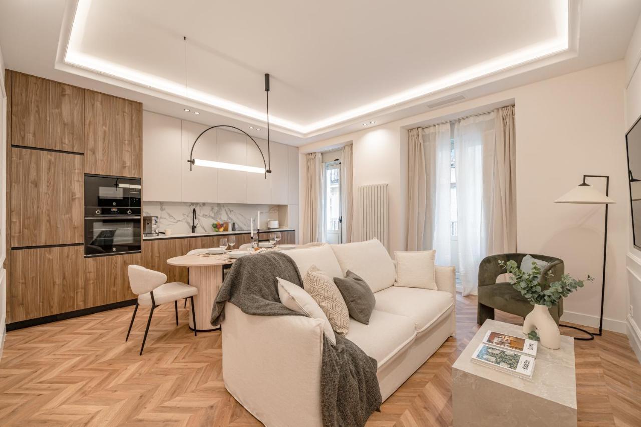 Chamberi V Calle Hartzenbusch 2br 2bh * Madrid
