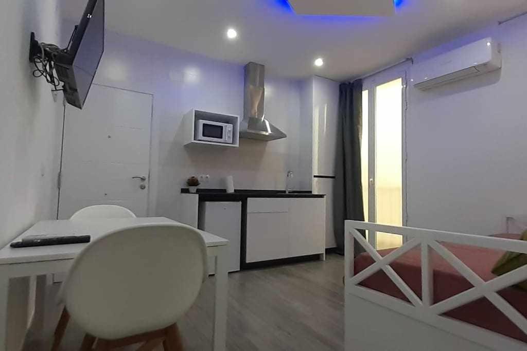 Apartamento Comodo Mayor Y Sol