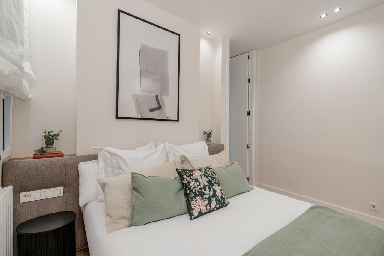 Apartamento Chamberi V Calle Hartzenbusch 2br 2bh Madrid