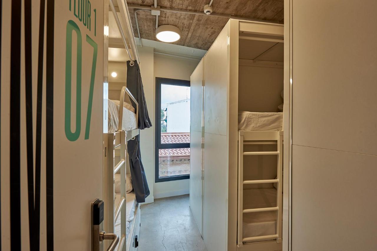 Hostelfly Hostal *
