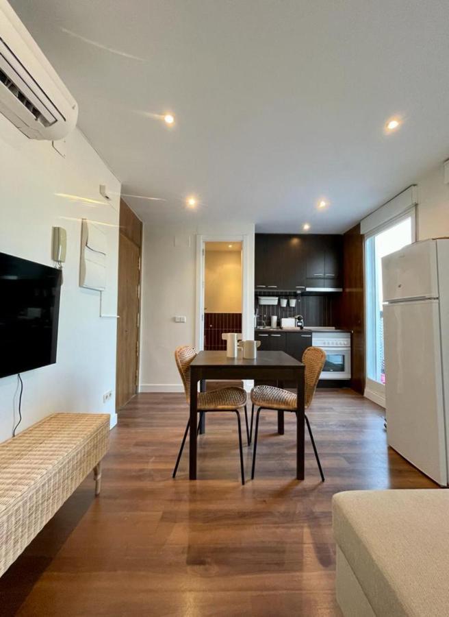 Bohemio Apt 1hab 4pax En La Plaza De Chueca Apartamento Madrid