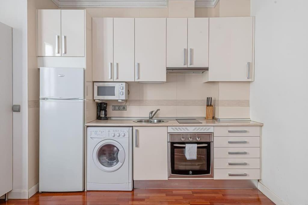 Modern In Chueca Inf3iz4 *