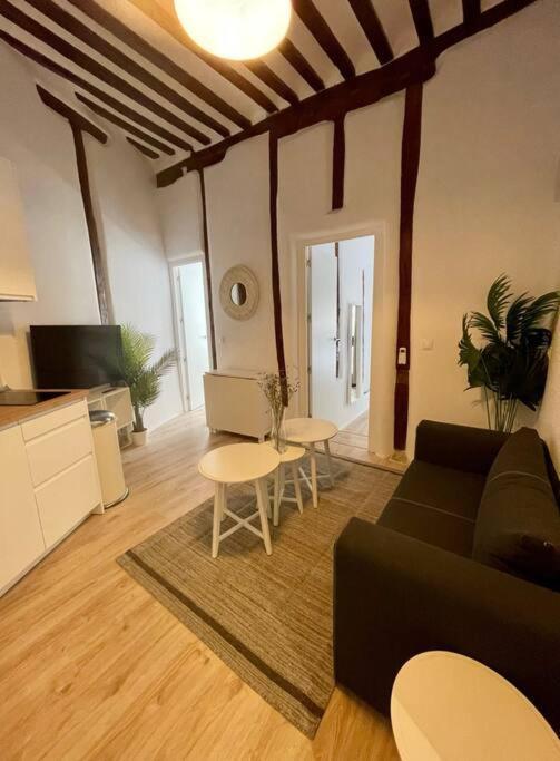 Centrico Apt 7pax En Anton Martin/centro De Apartamento Madri