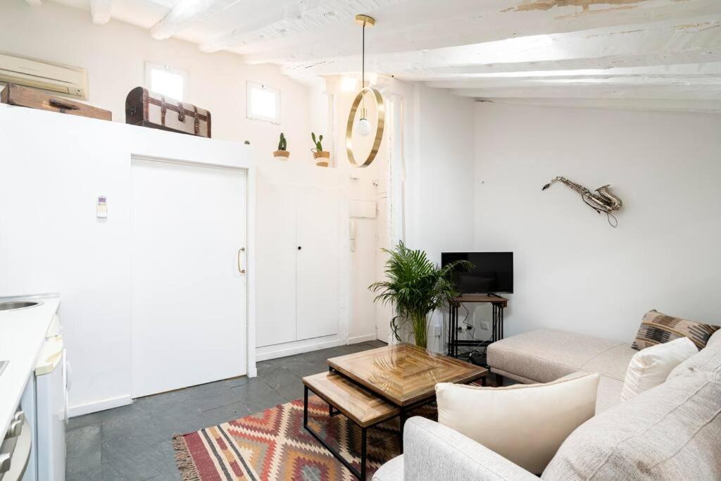 Beautiful Attic-malasana-gran Via-fuen42 Apartment Madrid