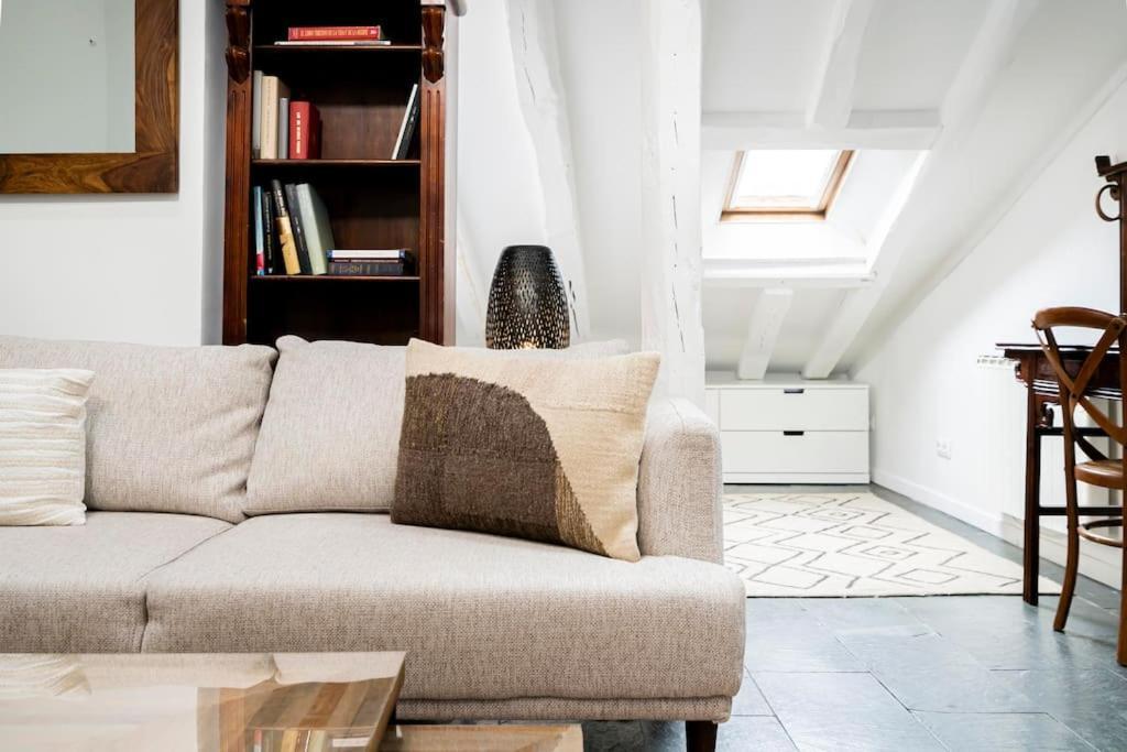 Apartment Beautiful Attic-malasana-gran Via-fuen42