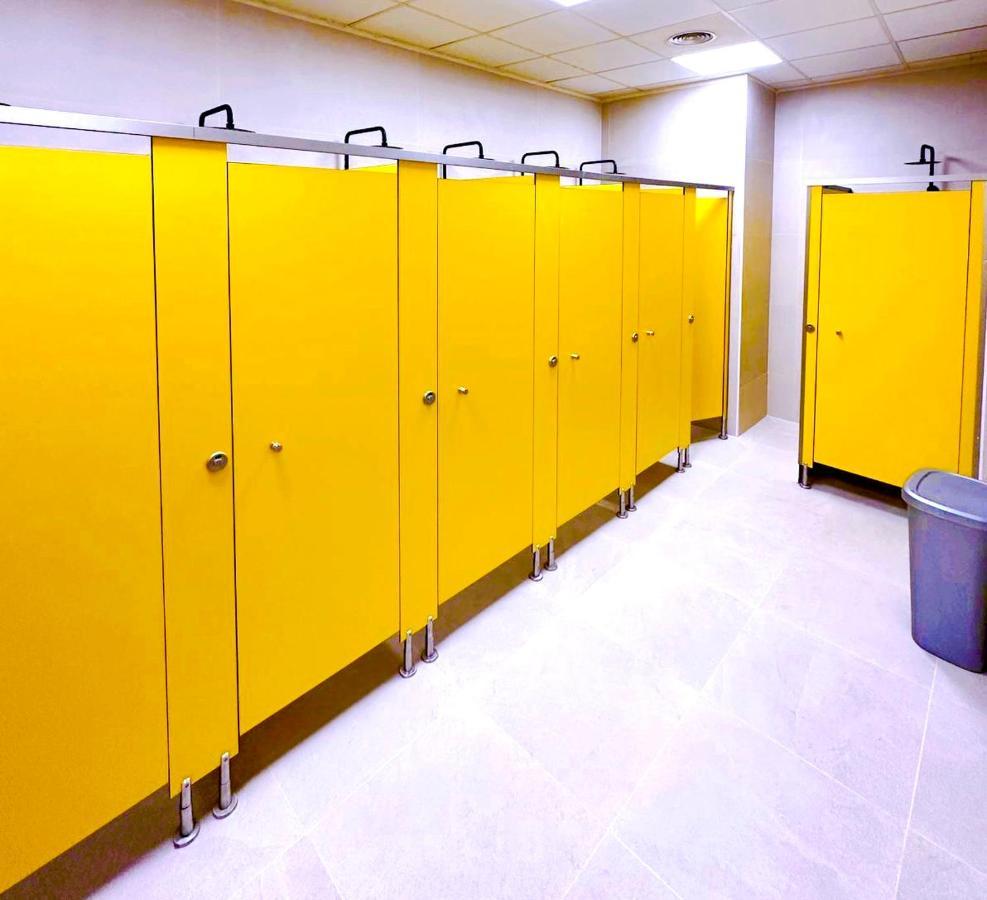 Hostel Acacias