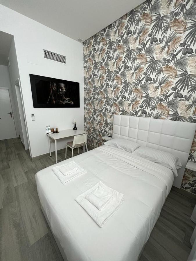 Hotel Ch Tanez Carolina A Madrid