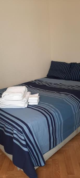 Apartamento Piso Amplio, Iluminado Y Muy Bien Comunicado *