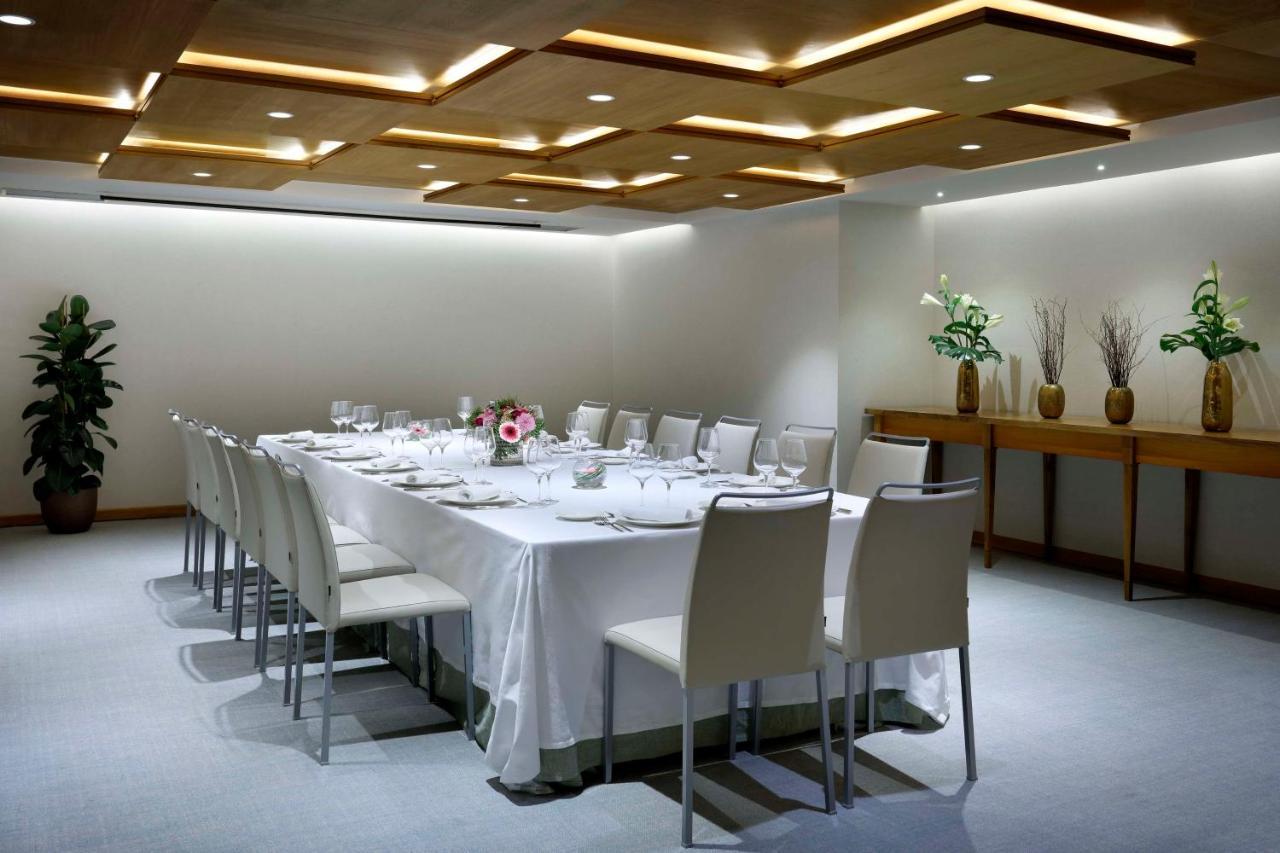 Hyatt Regency Hesperia Hotel 5*