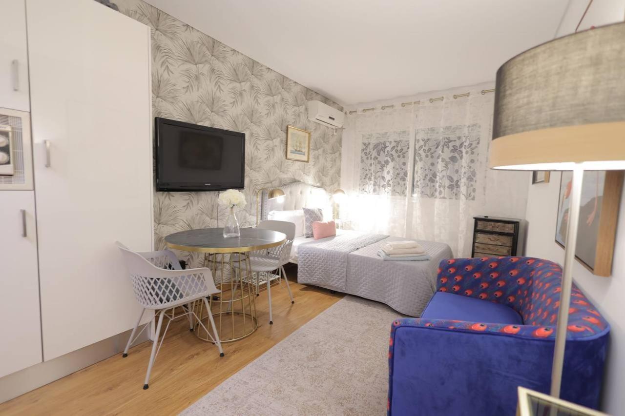 Estudio En Chueca / Gran Via Apartamento